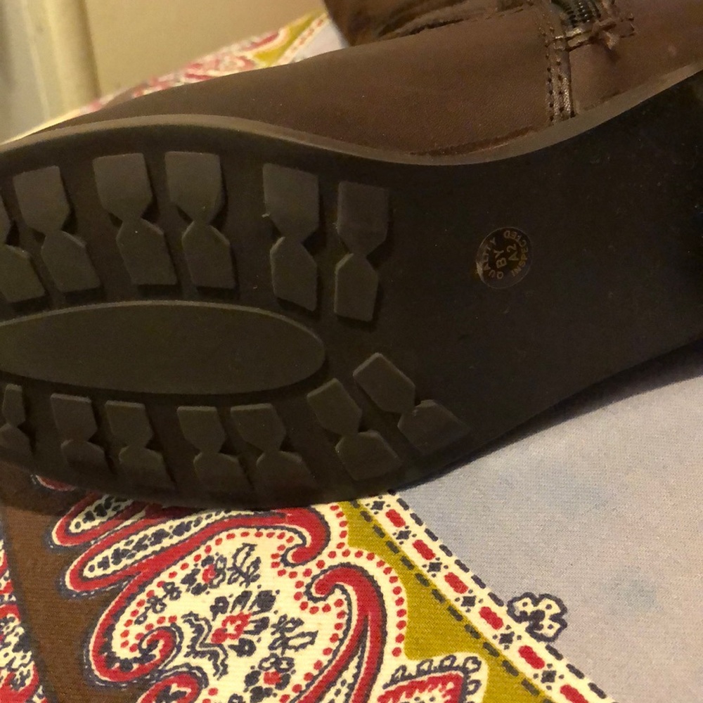 St. John’ S Bay Leather Boots View 4